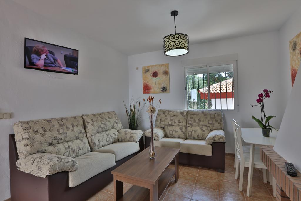 Apartamentos El Madronal Coto Rios Exterior foto