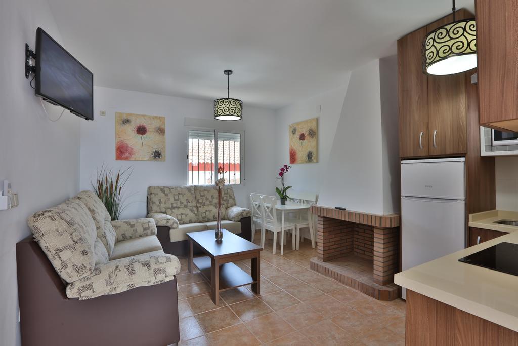 Apartamentos El Madronal Coto Rios Exterior foto